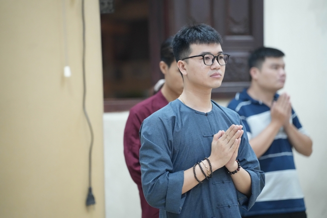 LỄ SÁM HỐI - CHÙA HOẰNG PHÁP.