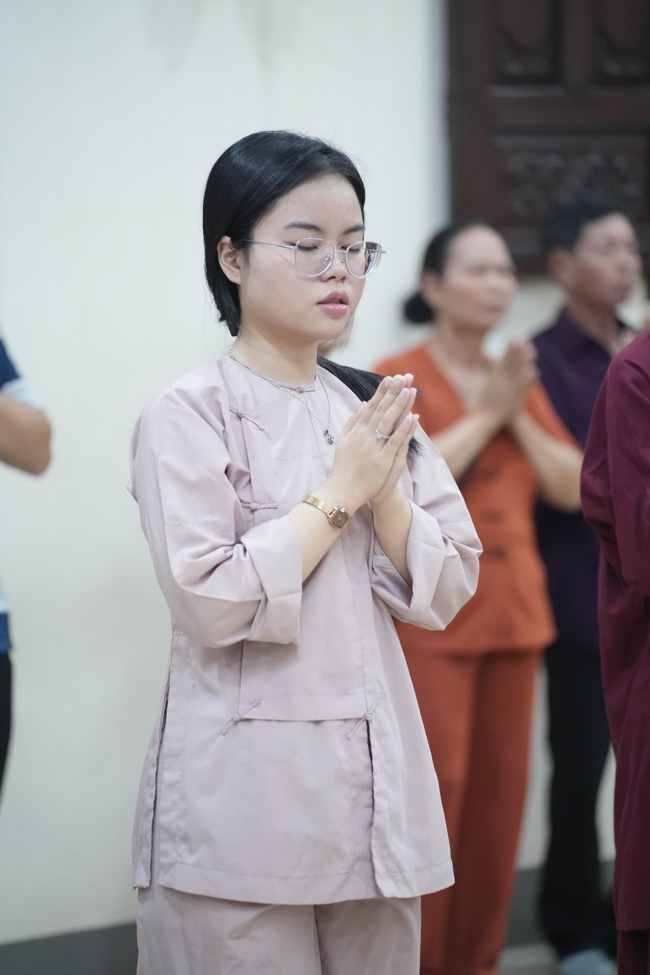 LỄ SÁM HỐI - CHÙA HOẰNG PHÁP.