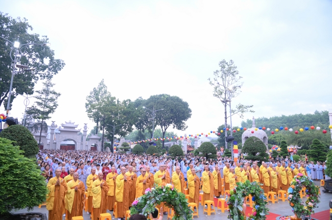 ĐẠI LỄ PHẬT ĐẢN PL.2570-DL.2026 | CHÙA HOẰNG PHÁP.