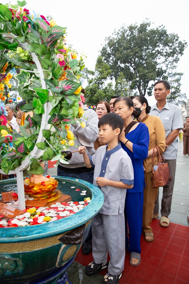 ĐẠI LỄ PHẬT ĐẢN PL.2570-DL.2026 | CHÙA HOẰNG PHÁP.