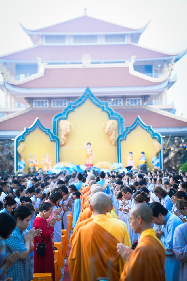 ĐẠI LỄ PHẬT ĐẢN PL.2570-DL.2026 | CHÙA HOẰNG PHÁP.