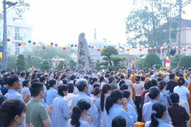 ĐẠI LỄ PHẬT ĐẢN PL.2570-DL.2026 | CHÙA HOẰNG PHÁP.