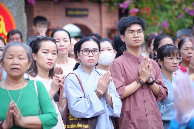 ĐẠI LỄ PHẬT ĐẢN PL.2570-DL.2026 | CHÙA HOẰNG PHÁP.