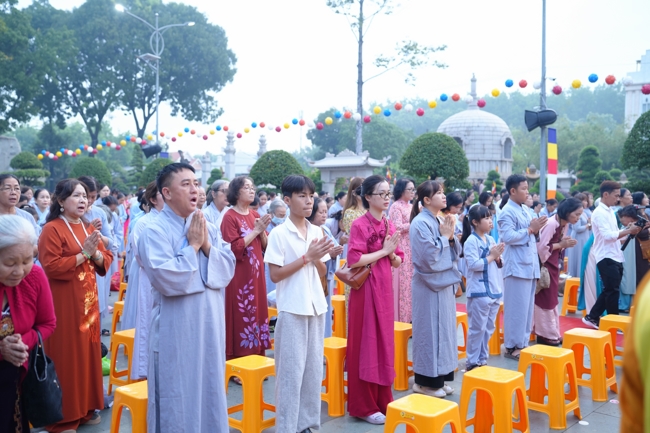 ĐẠI LỄ PHẬT ĐẢN PL.2570-DL.2026 | CHÙA HOẰNG PHÁP.