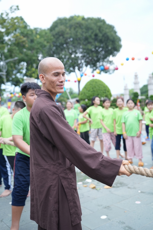 NGÀY TU HỌC THỨ BA KTMH THIẾU NHI - XUẤT GIA GIEO DUYÊN NĂM 2026, CHỦ ĐỀ BÔNG HOA NHỎ.