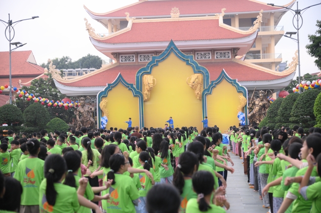 NGÀY TU HỌC THỨ BA KTMH THIẾU NHI - XUẤT GIA GIEO DUYÊN NĂM 2026, CHỦ ĐỀ BÔNG HOA NHỎ.