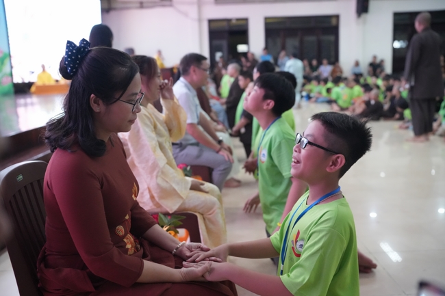 ĐÊM LỄ TRI ÂN TRONG KHÓA TU MÙA HÈ THIẾU NHI - XUẤT GIA GIEO DUYÊN NĂM 2026, CHỦ ĐỀ “BÔNG SEN NHỎ”