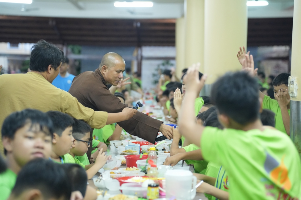 Ngày tu học thứ tư KTMH thiếu nhi - Xuất gia gieo duyên năm 2026, chủ đề “Bông Sen Nhỏ”.