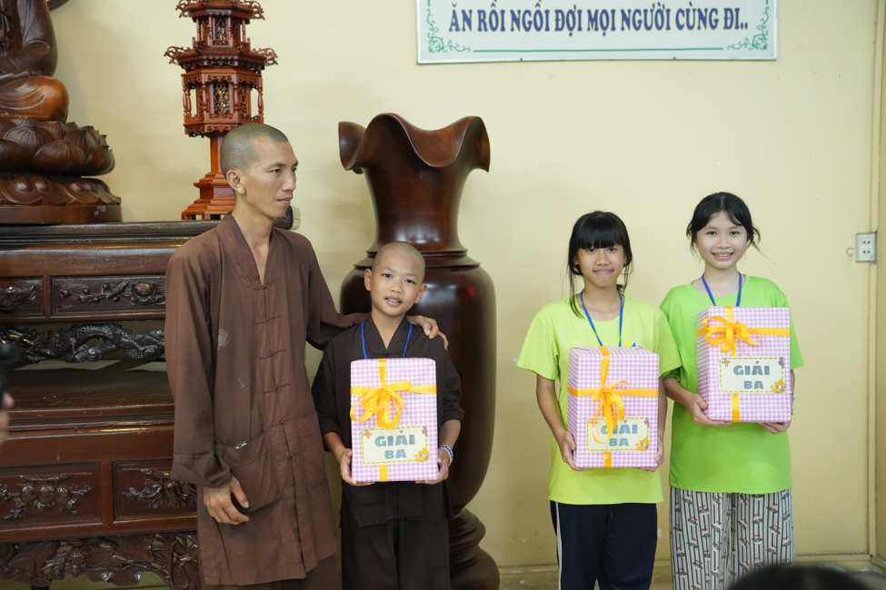 Ngày tu học thứ tư KTMH thiếu nhi - Xuất gia gieo duyên năm 2026, chủ đề “Bông Sen Nhỏ”.