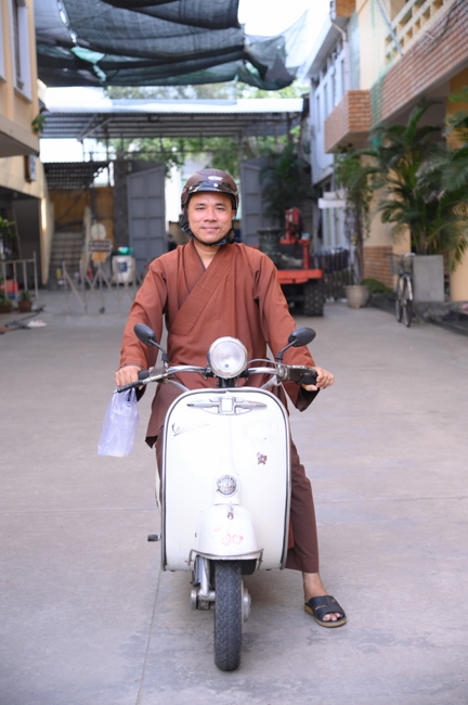 Chương trình từ thiện “Phương tiện nghĩa tình”.