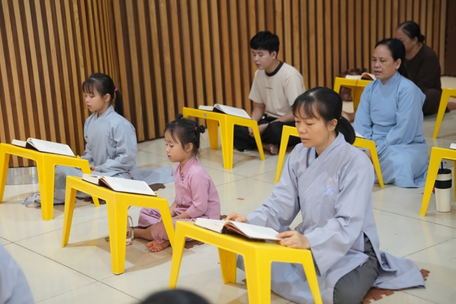 Khai kinh Lương Hoàng Sám mùa An cư kiết hạ PL.2670 | Chùa Hoằng Pháp.