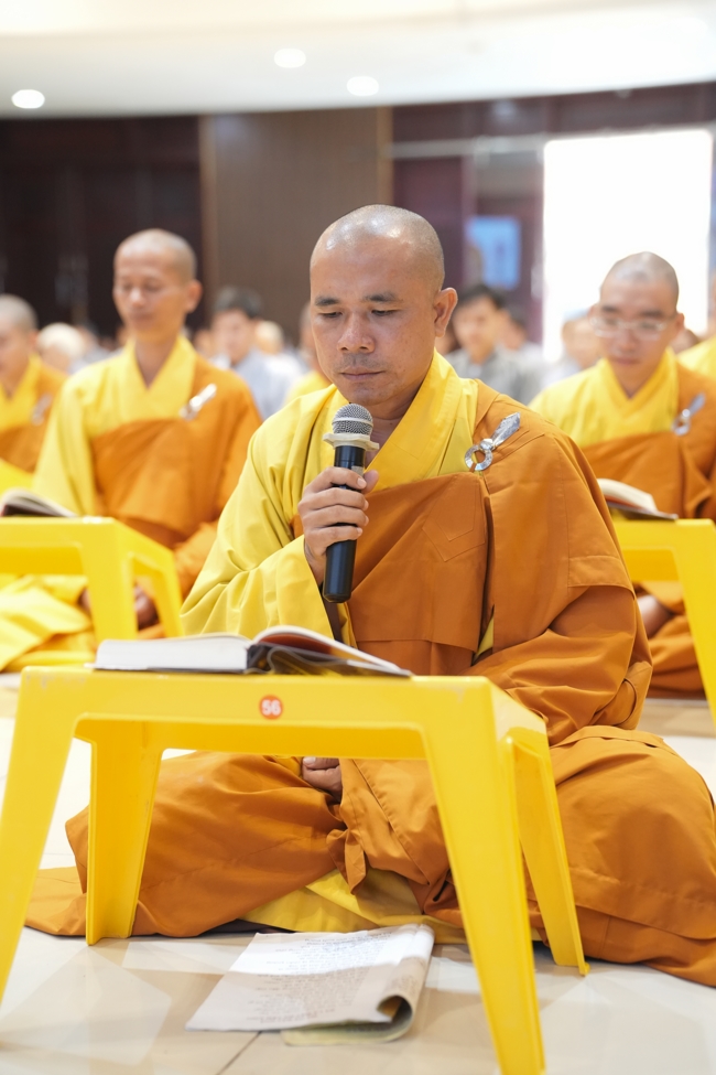 Khai kinh Lương Hoàng Sám mùa An cư kiết hạ PL.2670 | Chùa Hoằng Pháp.