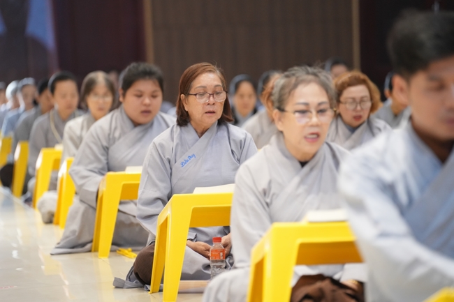 Khai kinh Lương Hoàng Sám mùa An cư kiết hạ PL.2670 | Chùa Hoằng Pháp.