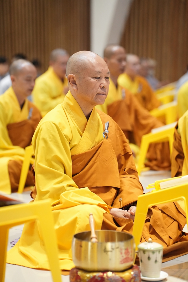 Khai kinh Lương Hoàng Sám mùa An cư kiết hạ PL.2670 | Chùa Hoằng Pháp.