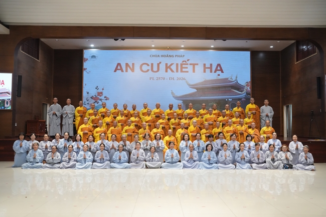 Khai kinh Lương Hoàng Sám mùa An cư kiết hạ PL.2670 | Chùa Hoằng Pháp.