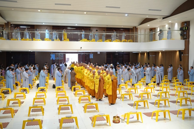 Khai kinh Lương Hoàng Sám mùa An cư kiết hạ PL.2670 | Chùa Hoằng Pháp.