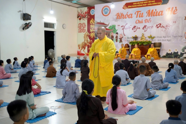 Ngày tu học thứ hai trong Khóa tu mùa hè tại Chùa Đống Cao (Thanh Hóa).
