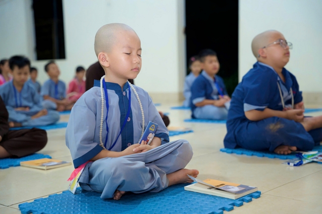 Ngày tu học thứ hai trong Khóa tu mùa hè tại Chùa Đống Cao (Thanh Hóa).