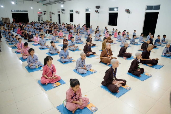 Ngày tu học thứ hai trong Khóa tu mùa hè tại Chùa Đống Cao (Thanh Hóa).