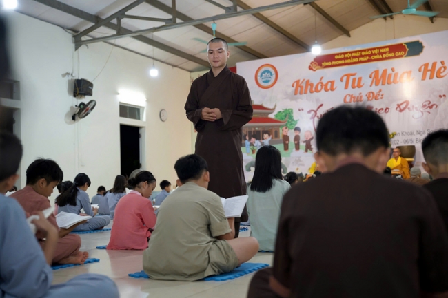 Ngày tu học thứ hai trong Khóa tu mùa hè tại Chùa Đống Cao (Thanh Hóa).
