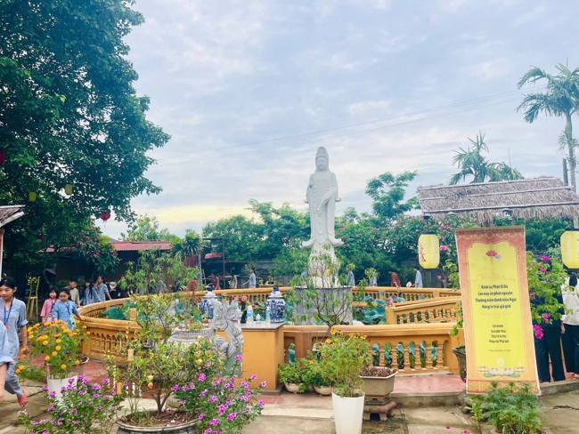 Ngày tu học thứ hai trong Khóa tu mùa hè tại Chùa Đống Cao (Thanh Hóa).