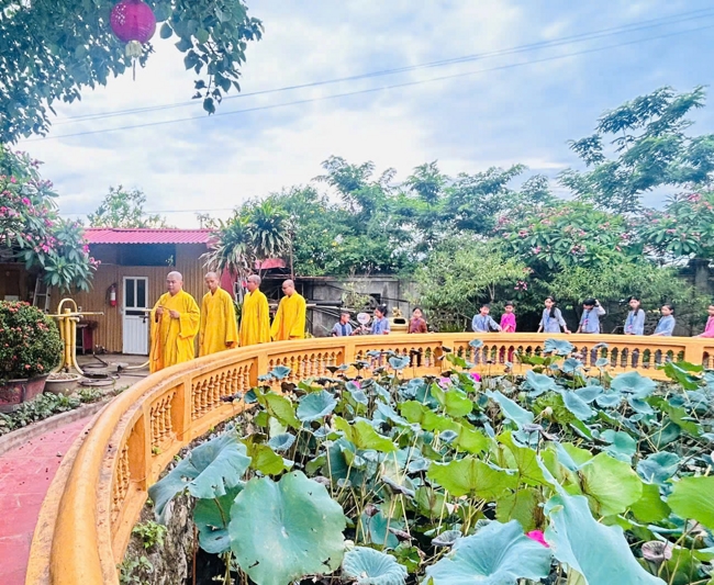 Ngày tu học thứ hai trong Khóa tu mùa hè tại Chùa Đống Cao (Thanh Hóa).
