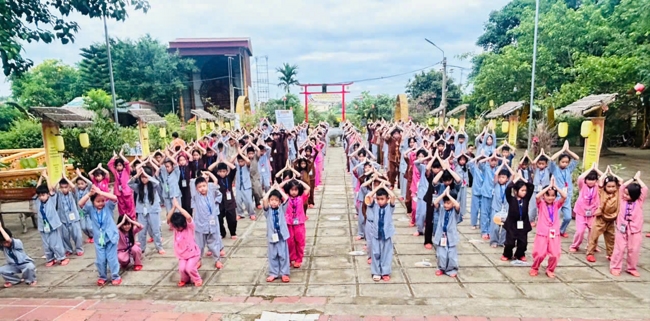 Ngày tu học thứ hai trong Khóa tu mùa hè tại Chùa Đống Cao (Thanh Hóa).