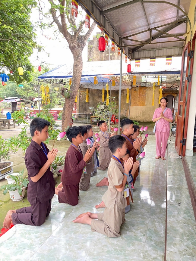 Ngày tu học thứ hai trong Khóa tu mùa hè tại Chùa Đống Cao (Thanh Hóa).