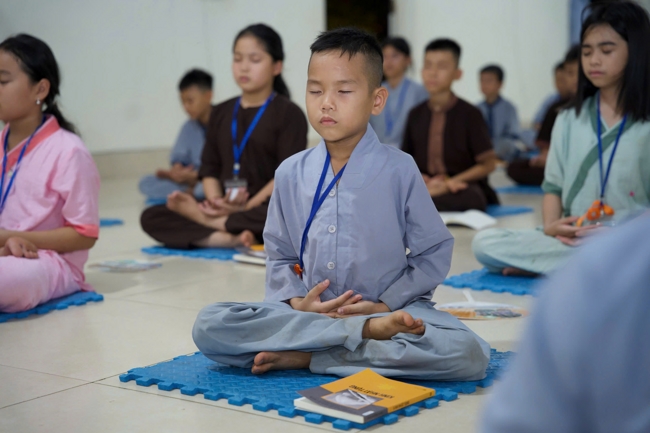 Ngày tu học thứ hai trong Khóa tu mùa hè tại Chùa Đống Cao (Thanh Hóa).