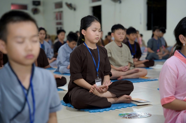 Ngày tu học thứ hai trong Khóa tu mùa hè tại Chùa Đống Cao (Thanh Hóa).