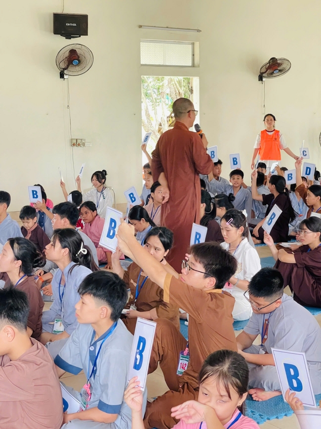 Ngày tu học thứ tư trong Khóa tu mùa hè tại Chùa Đống Cao (Thanh Hóa).