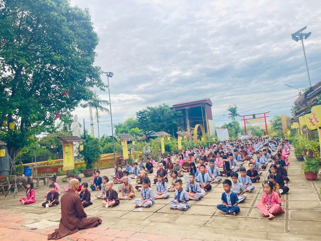 Ngày tu học thứ tư trong Khóa tu mùa hè tại Chùa Đống Cao (Thanh Hóa).