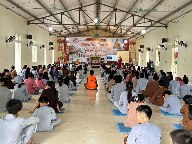 Ngày tu học thứ tư trong Khóa tu mùa hè tại Chùa Đống Cao (Thanh Hóa).