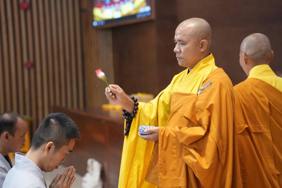 LỄ THẾ PHÁT XUẤT GIA NĂM 2026 - CHÙA HOẰNG PHÁP.