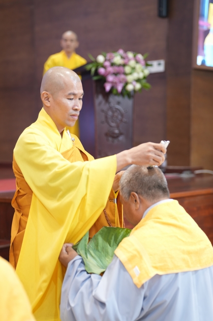 LỄ THẾ PHÁT XUẤT GIA NĂM 2026 - CHÙA HOẰNG PHÁP.