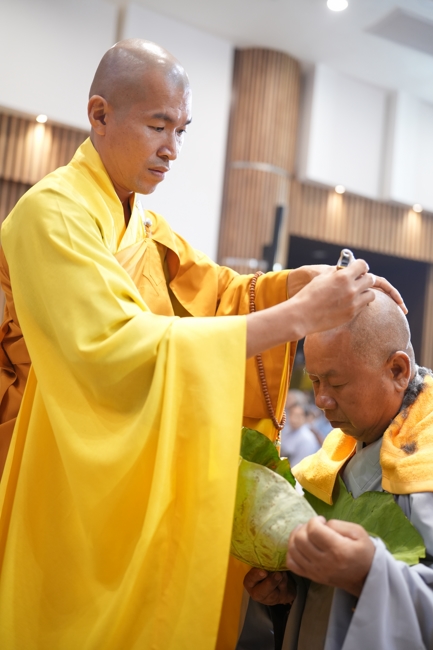 LỄ THẾ PHÁT XUẤT GIA NĂM 2026 - CHÙA HOẰNG PHÁP.