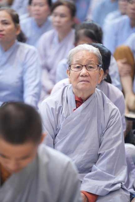 LỄ THẾ PHÁT XUẤT GIA NĂM 2026 - CHÙA HOẰNG PHÁP.