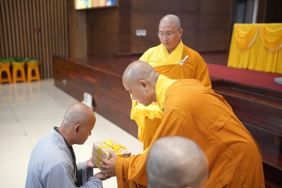 LỄ THẾ PHÁT XUẤT GIA NĂM 2026 - CHÙA HOẰNG PHÁP.