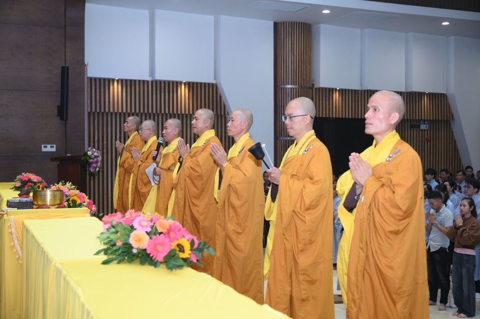 LỄ THẾ PHÁT XUẤT GIA NĂM 2026 - CHÙA HOẰNG PHÁP.