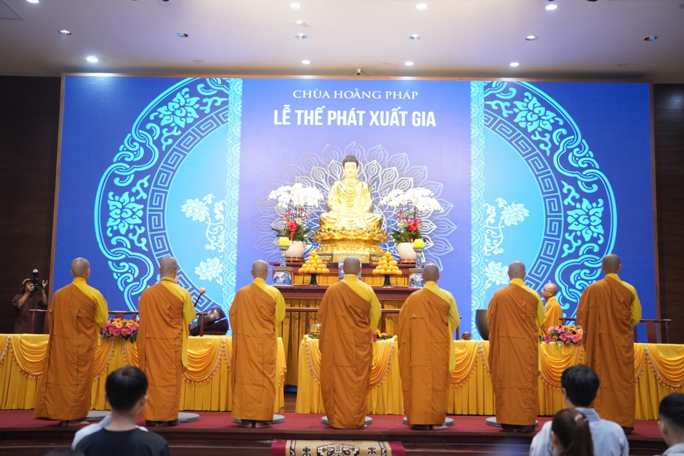 LỄ THẾ PHÁT XUẤT GIA NĂM 2026 - CHÙA HOẰNG PHÁP.