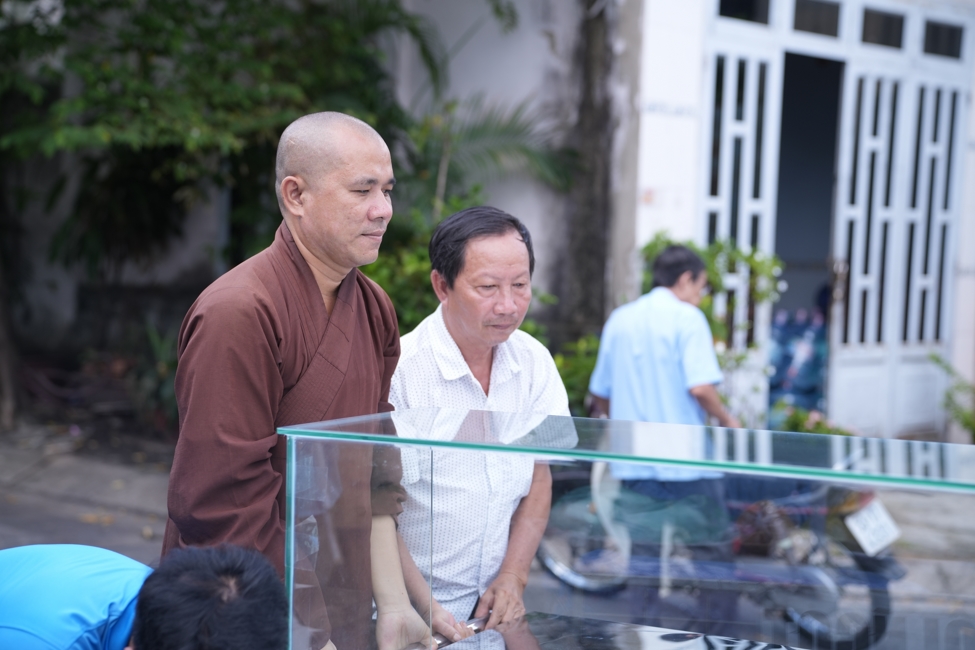 Chương trình từ thiện “Phương tiện nghĩa tình”.
