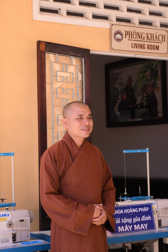 Chương trình từ thiện “Phương tiện nghĩa tình”.