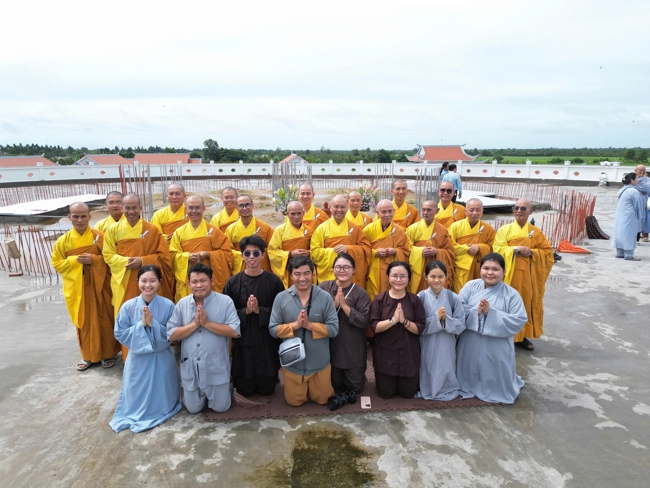 LỄ KHỞI CÔNG XÂY DỰNG ĐẠI TƯỢNG PHẬT THÍCH CA MÂU NI TẠI CHÙA TRƯỜNG PHÁP (HẬU GIANG).