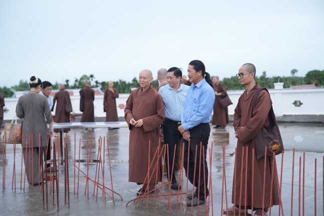LỄ KHỞI CÔNG XÂY DỰNG ĐẠI TƯỢNG PHẬT THÍCH CA MÂU NI TẠI CHÙA TRƯỜNG PHÁP (HẬU GIANG).