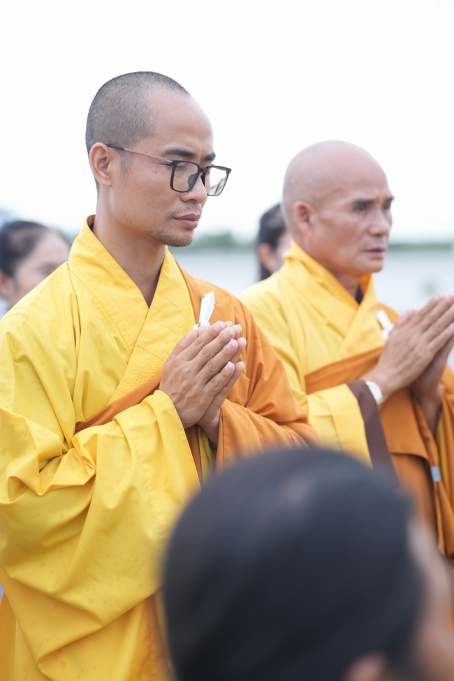 LỄ KHỞI CÔNG XÂY DỰNG ĐẠI TƯỢNG PHẬT THÍCH CA MÂU NI TẠI CHÙA TRƯỜNG PHÁP (HẬU GIANG).
