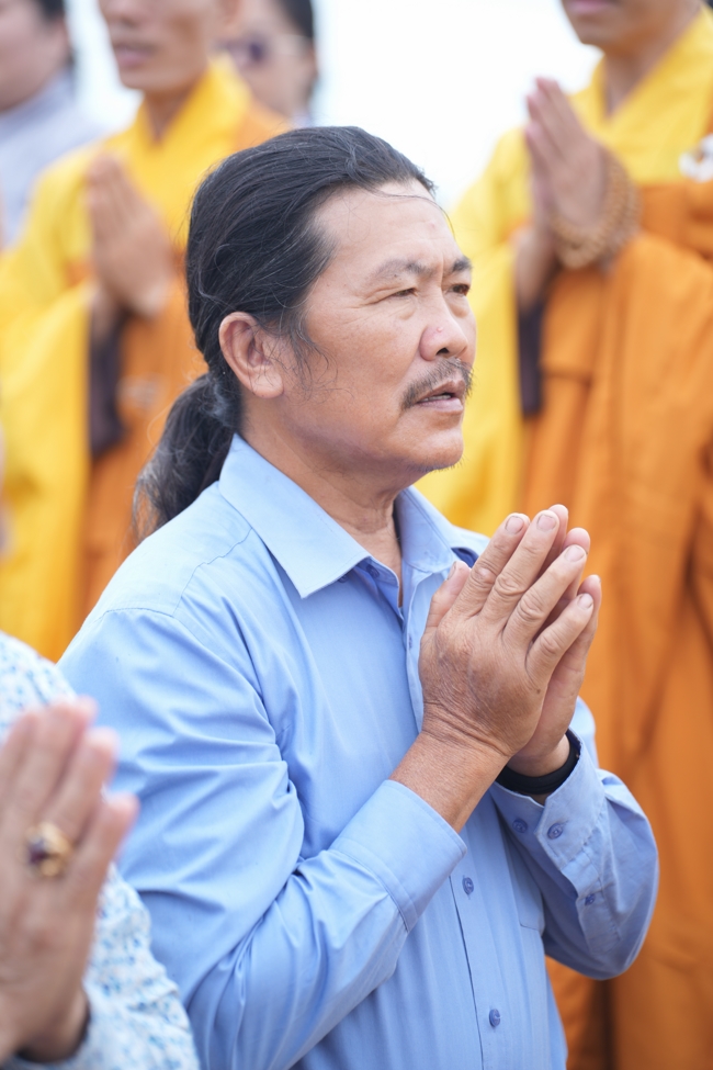 LỄ KHỞI CÔNG XÂY DỰNG ĐẠI TƯỢNG PHẬT THÍCH CA MÂU NI TẠI CHÙA TRƯỜNG PHÁP (HẬU GIANG).