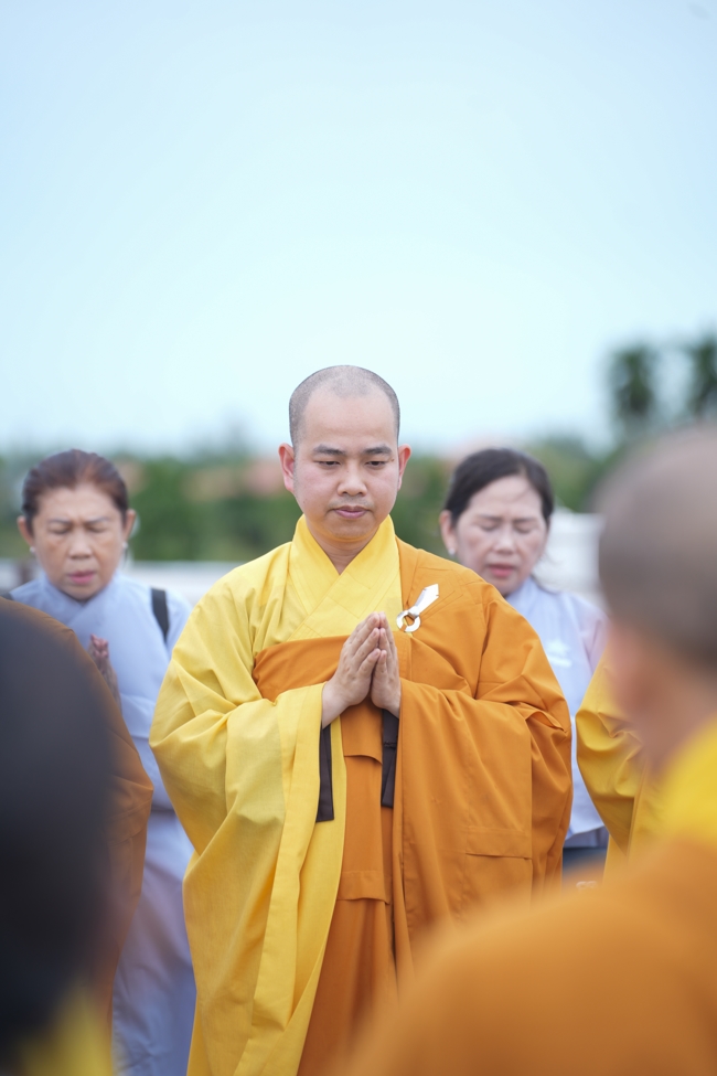 LỄ KHỞI CÔNG XÂY DỰNG ĐẠI TƯỢNG PHẬT THÍCH CA MÂU NI TẠI CHÙA TRƯỜNG PHÁP (HẬU GIANG).
