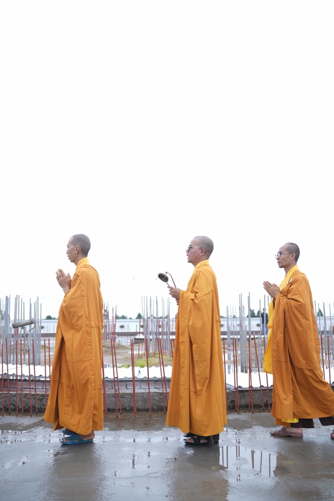 LỄ KHỞI CÔNG XÂY DỰNG ĐẠI TƯỢNG PHẬT THÍCH CA MÂU NI TẠI CHÙA TRƯỜNG PHÁP (HẬU GIANG).