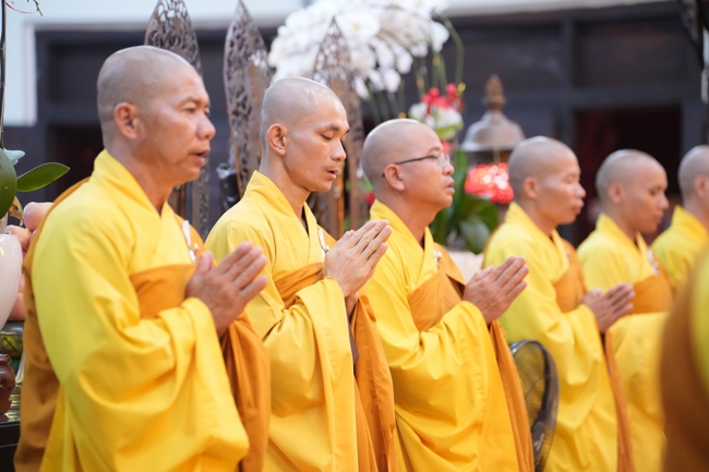 LỄ SÁM HỐI (14/05 BÍNH NGỌ) - CHÙA HOẰNG PHÁP.