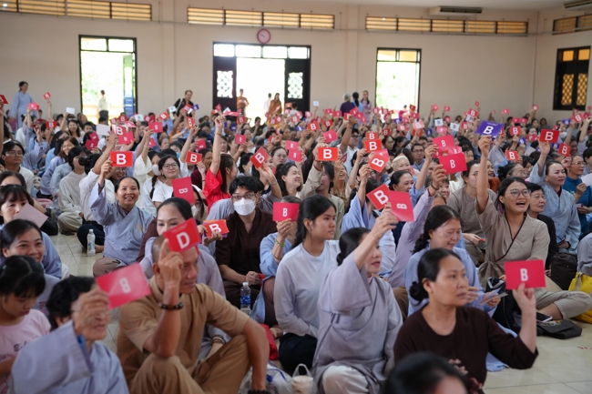 CHƯƠNG TRÌNH “ĐỐ VUI PHẬT PHÁP” MÙA PHẬT ĐẢN VESAK 2026 | CHÙA HOẰNG PHÁP.